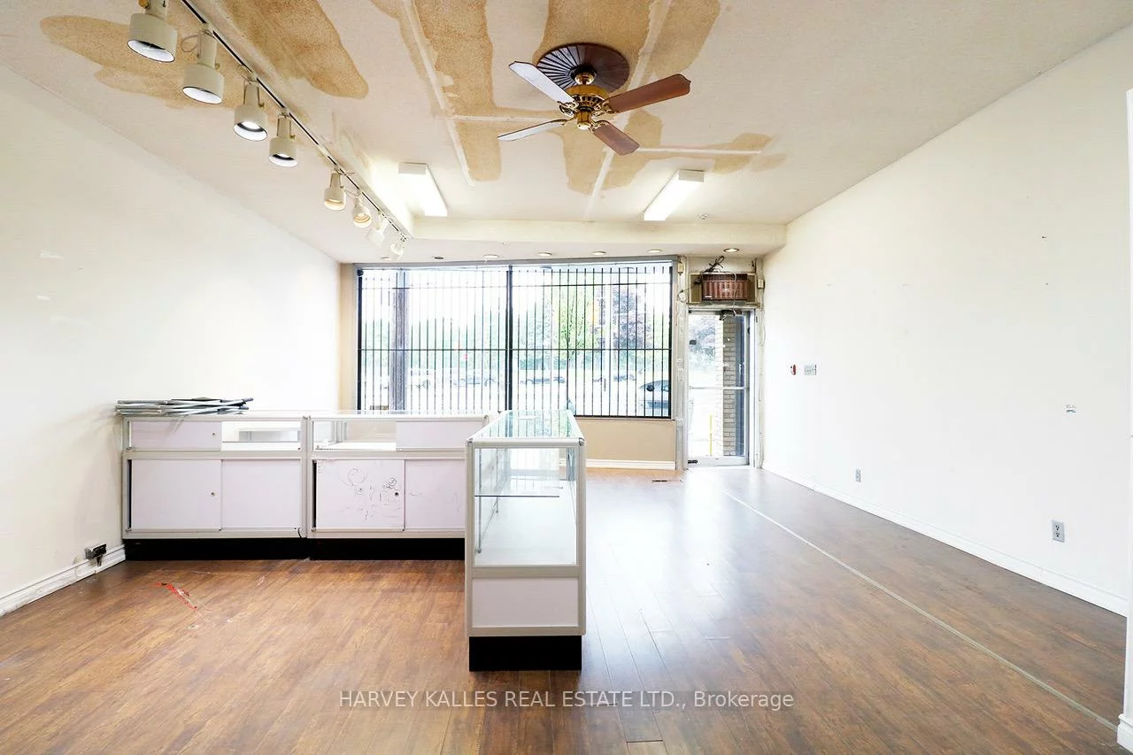 3811, Lake Shore, Long Branch, Toronto