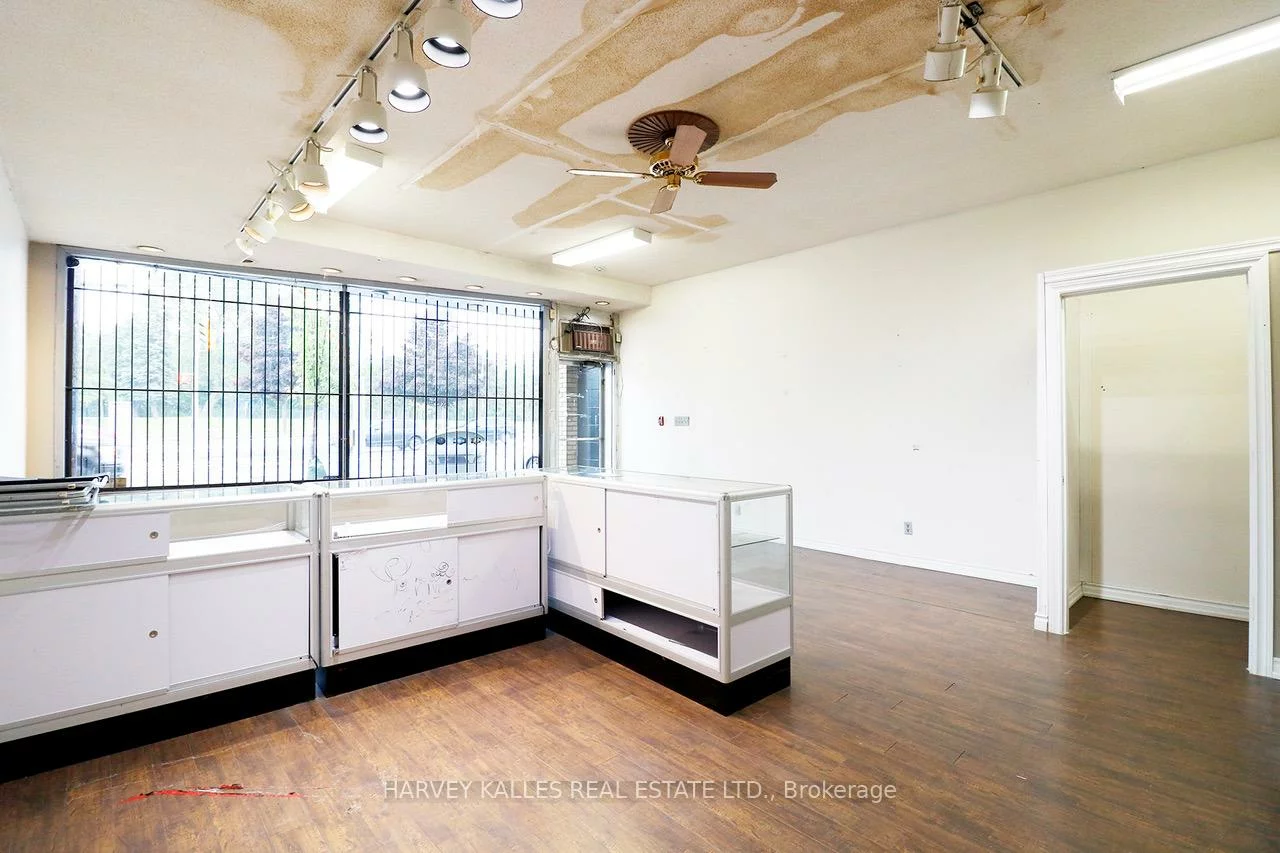 3811, Lake Shore, Long Branch, Toronto