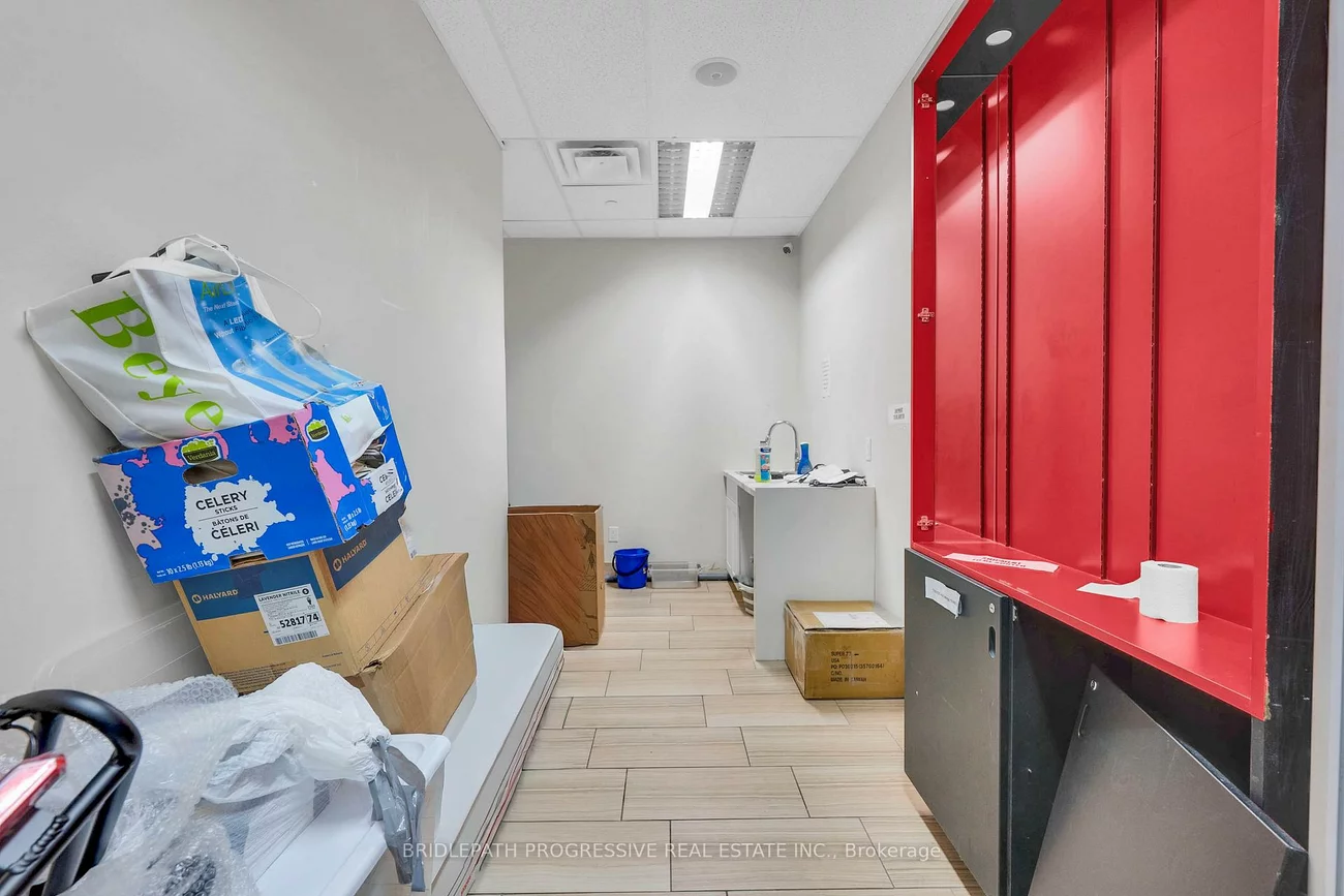 1644, Bloor, High Park North, Toronto