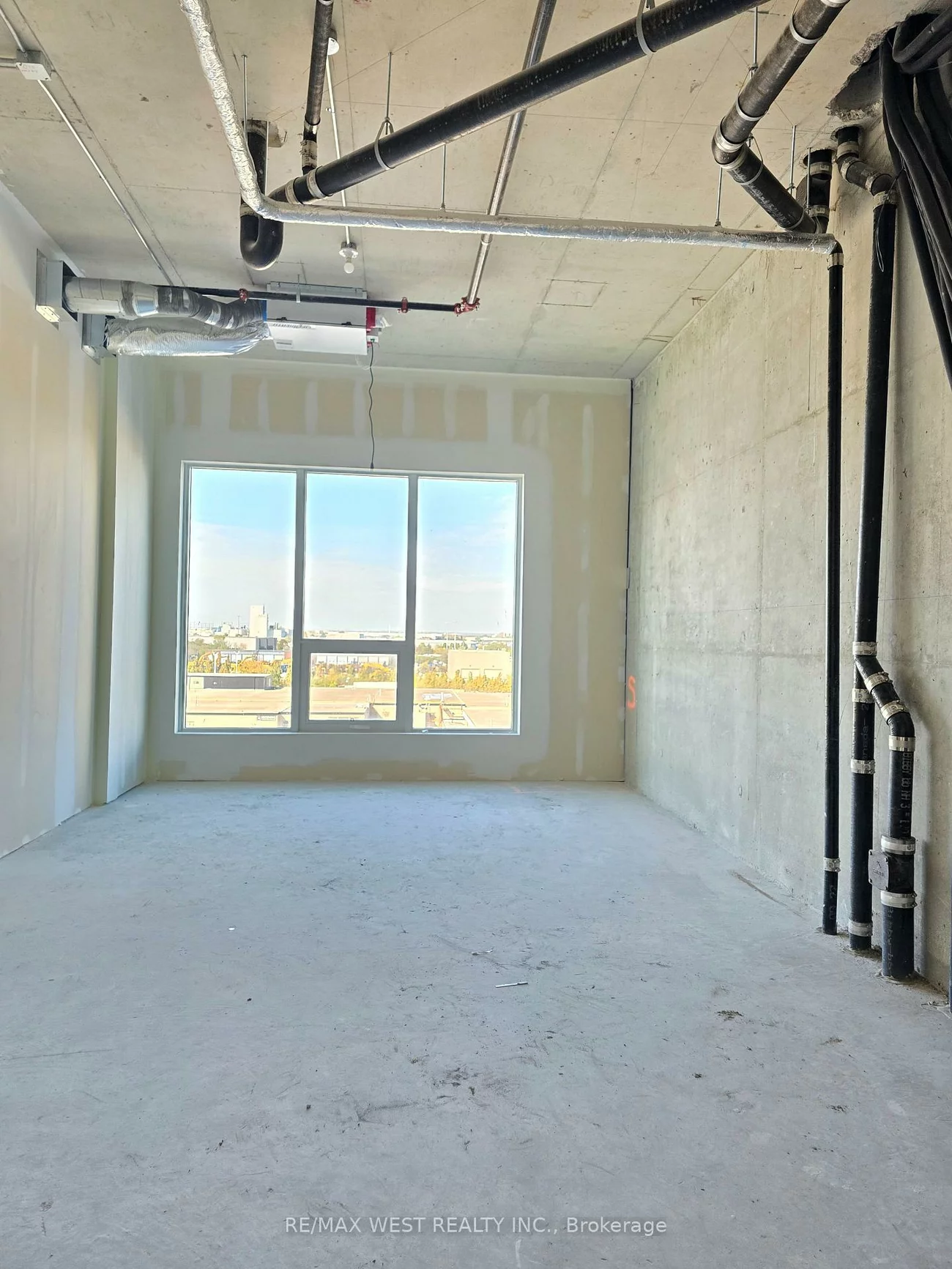 600, Dixon, West Humber-Clairville, Toronto