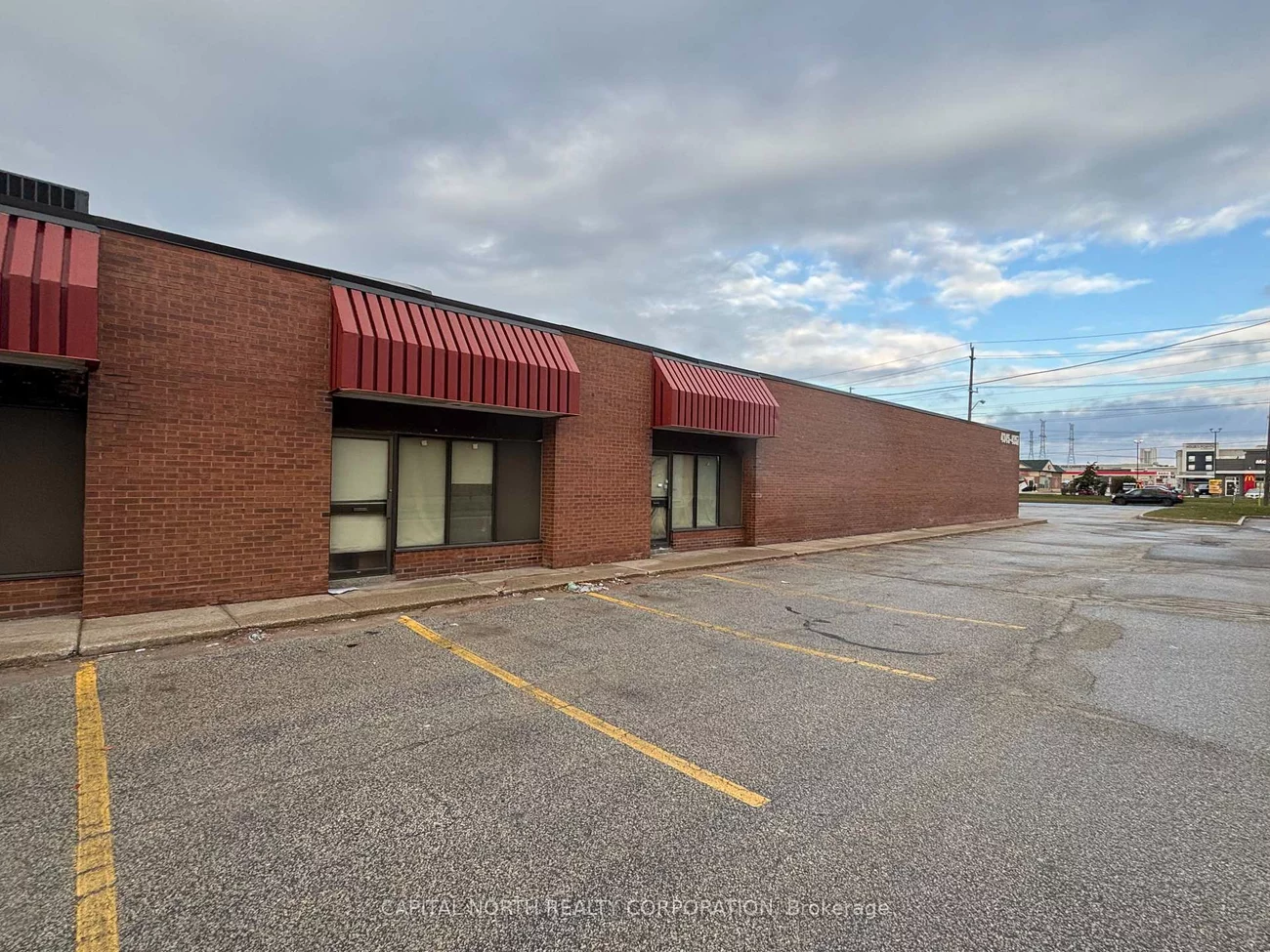 4367, Steeles, Black Creek, Toronto