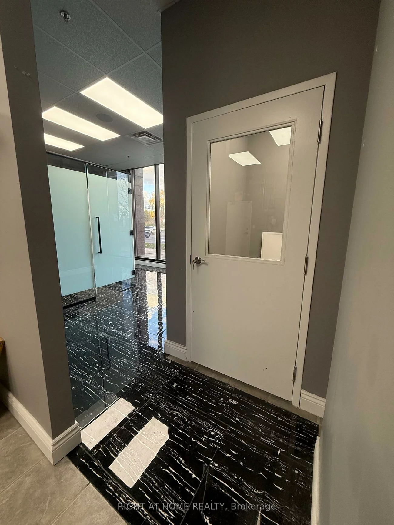 1, De Boers, York University Heights, Toronto