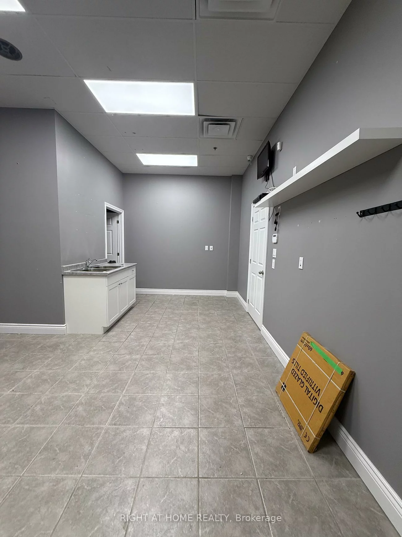 1, De Boers, York University Heights, Toronto