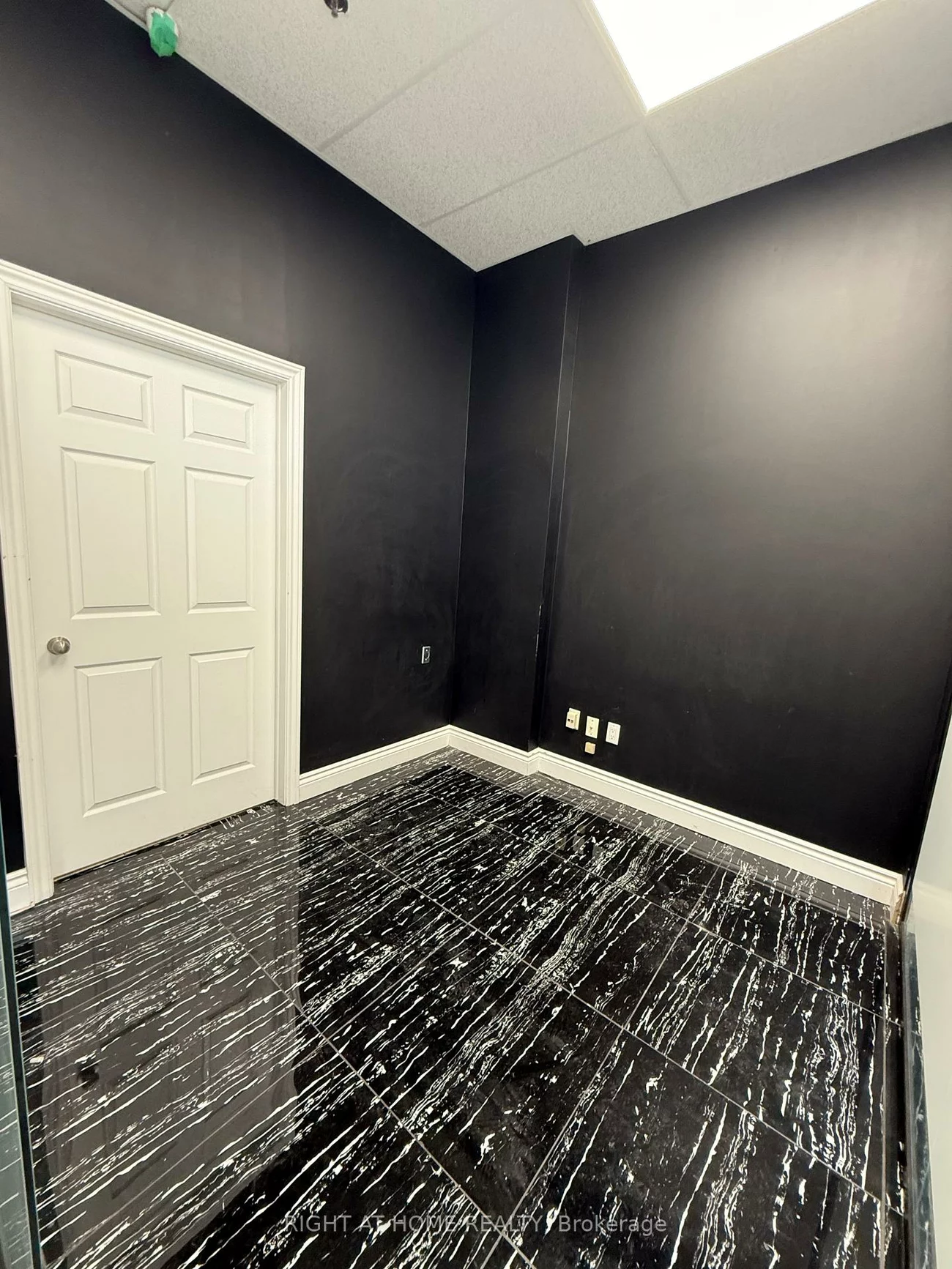 1, De Boers, York University Heights, Toronto