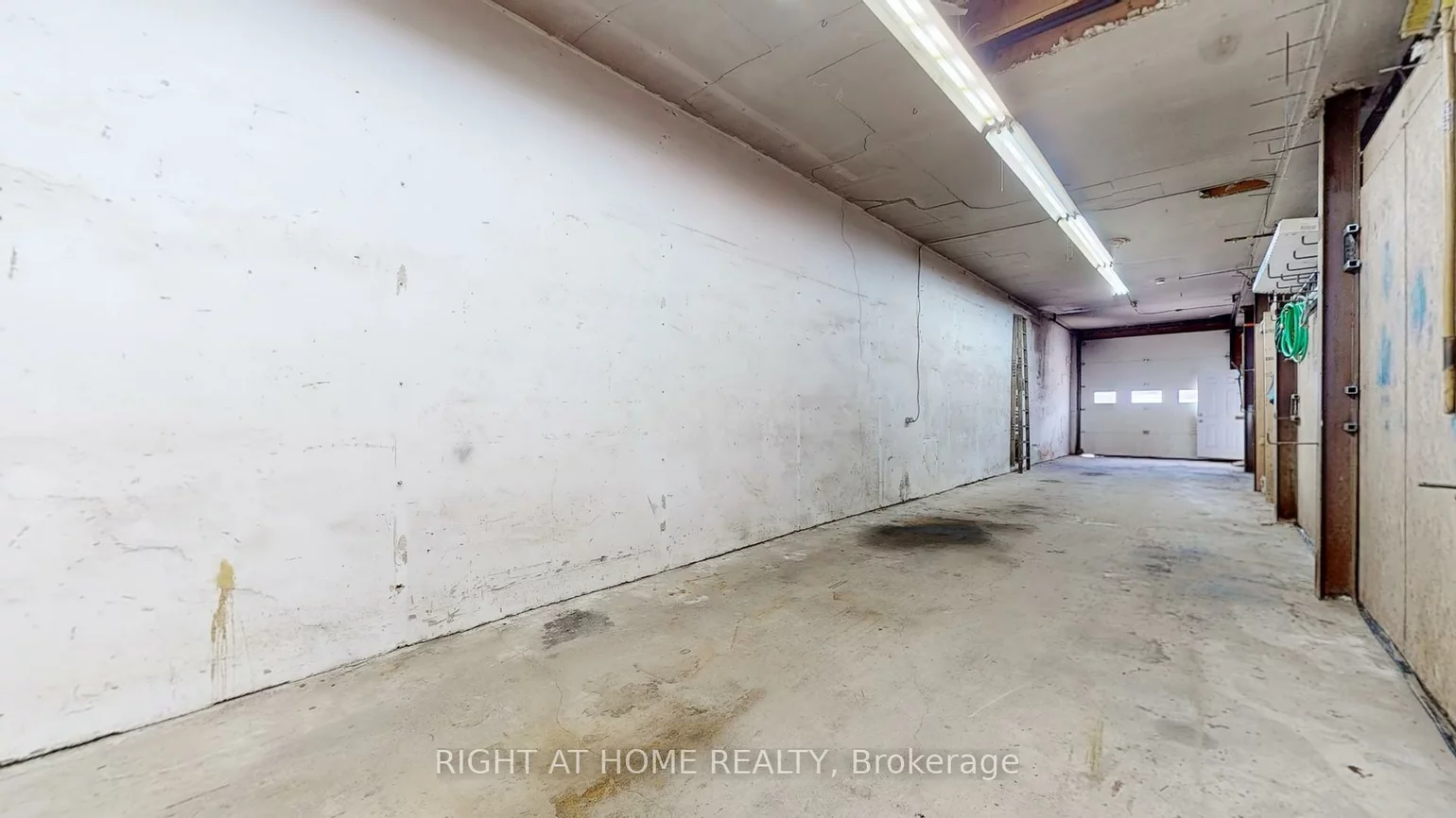 48, Hyde, Keelesdale-Eglinton West, Toronto