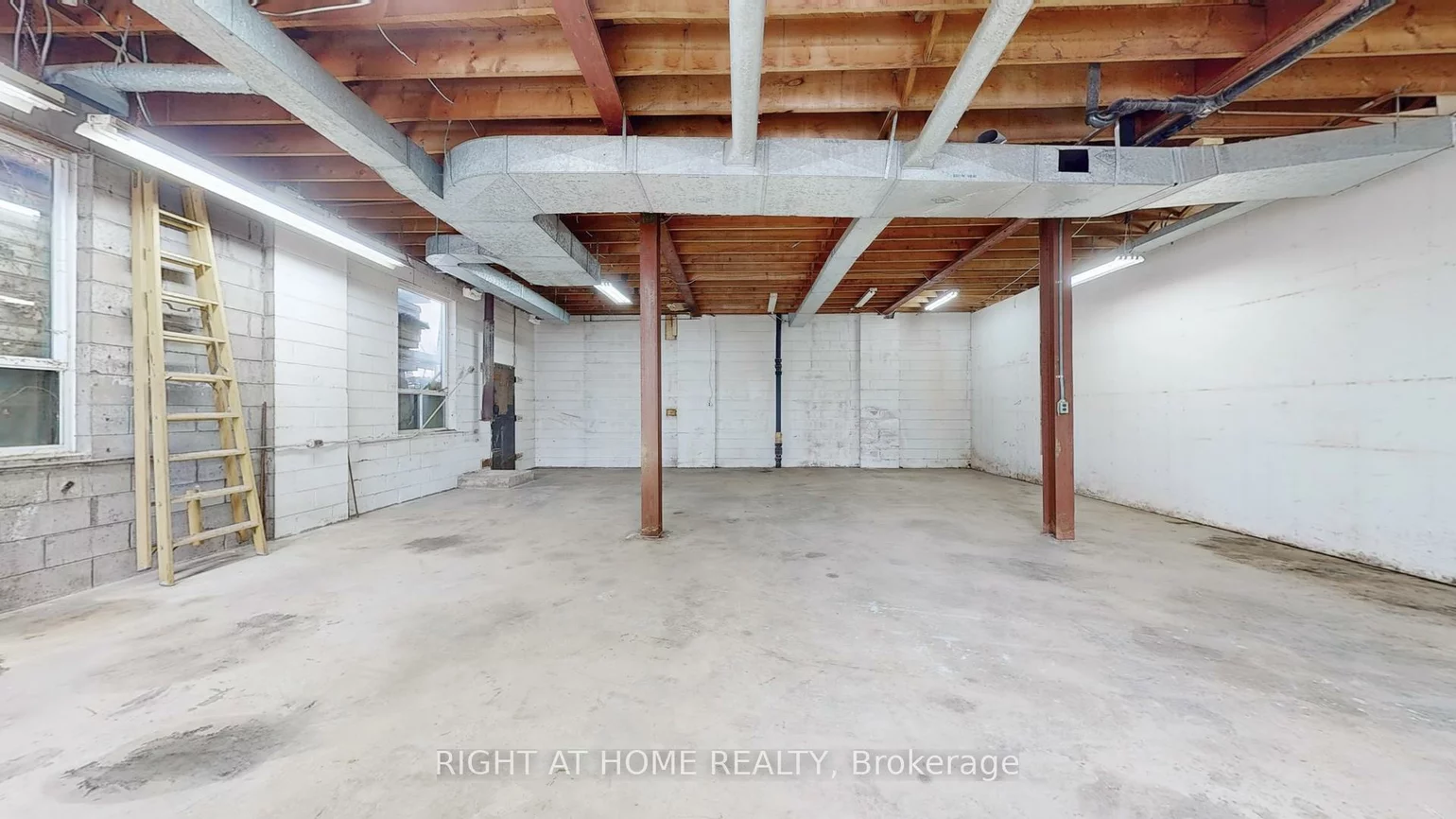 48, Hyde, Keelesdale-Eglinton West, Toronto