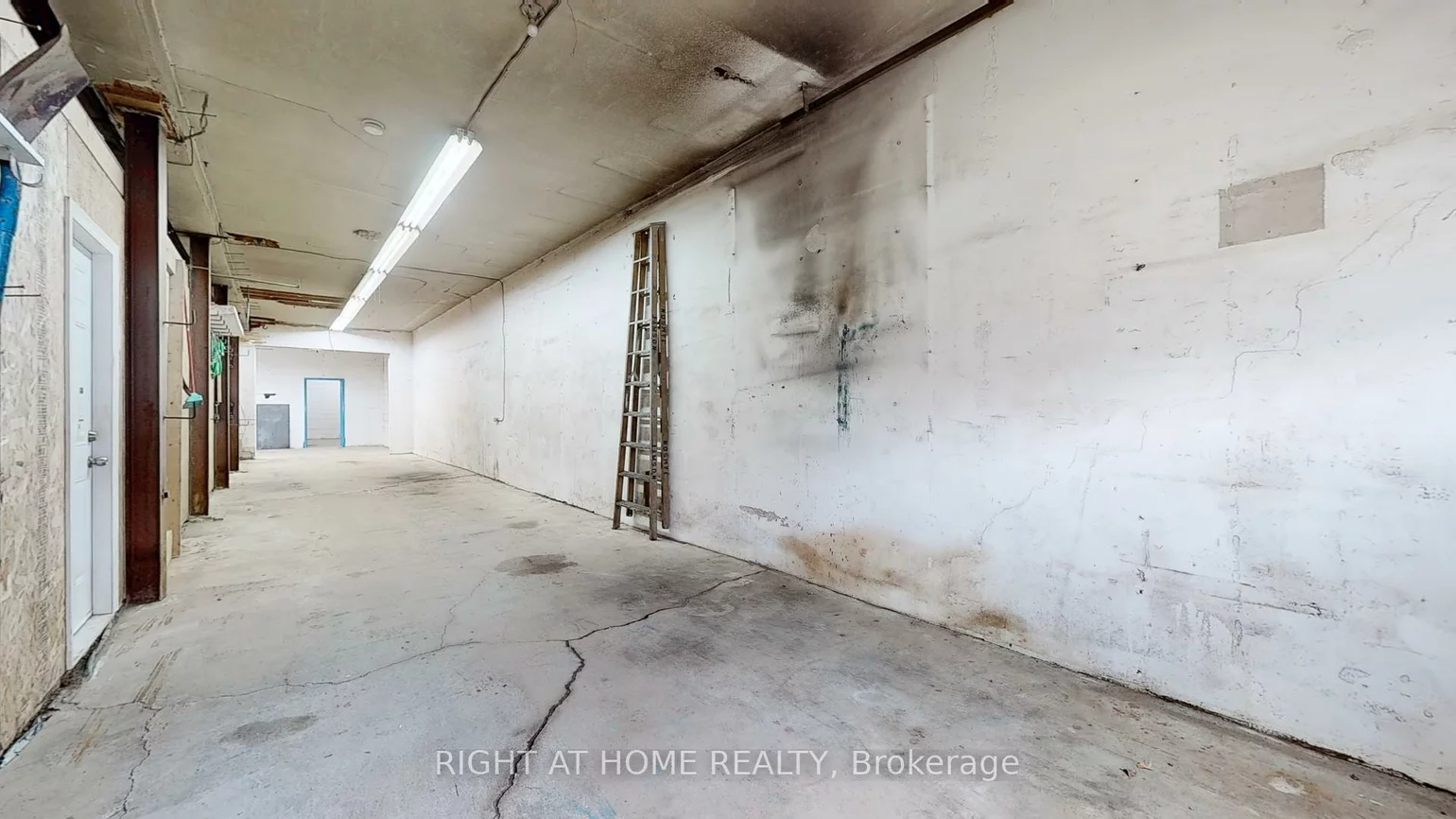 48, Hyde, Keelesdale-Eglinton West, Toronto