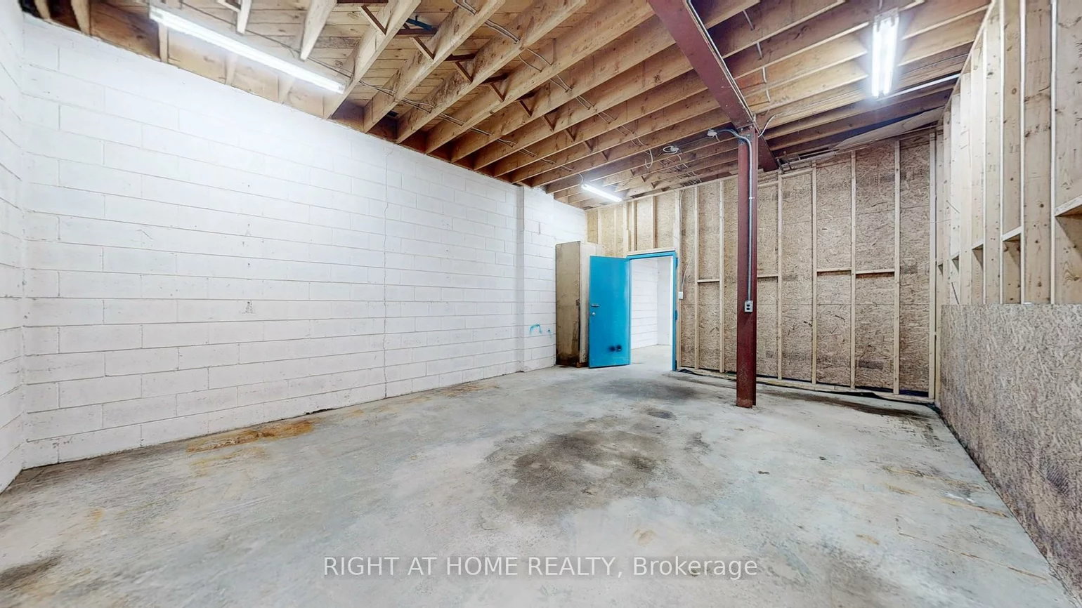 48, Hyde, Keelesdale-Eglinton West, Toronto