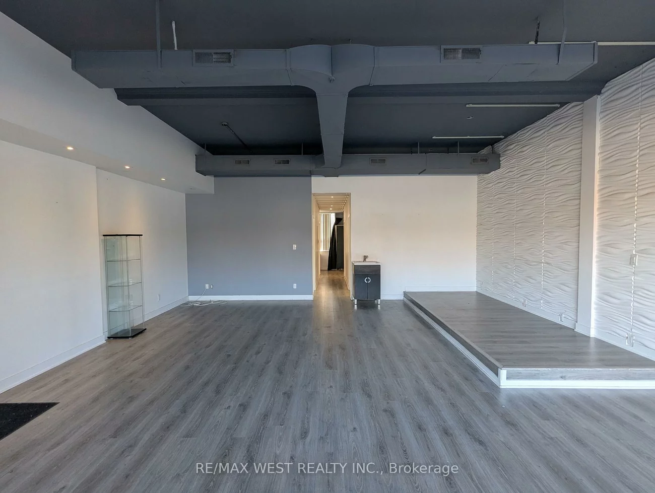 3267, Bloor, Stonegate-Queensway, Toronto