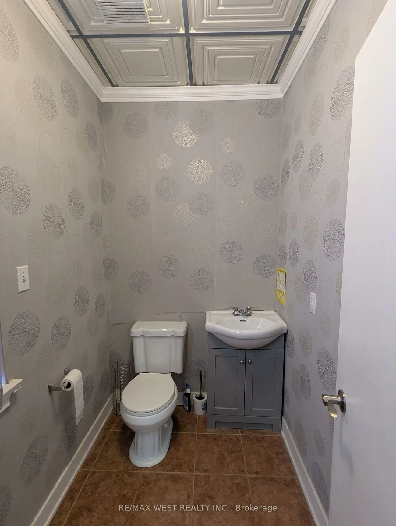 3267, Bloor, Stonegate-Queensway, Toronto