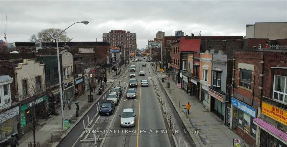 1264, Bloor, Dovercourt-Wallace Emerson-Junction, Toronto