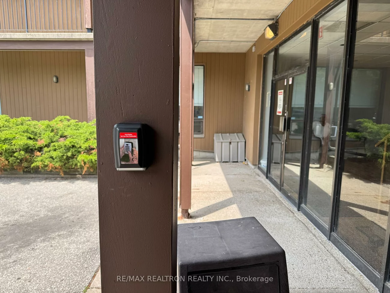 2630, Kipling, Mount Olive-Silverstone-Jamestown, Toronto