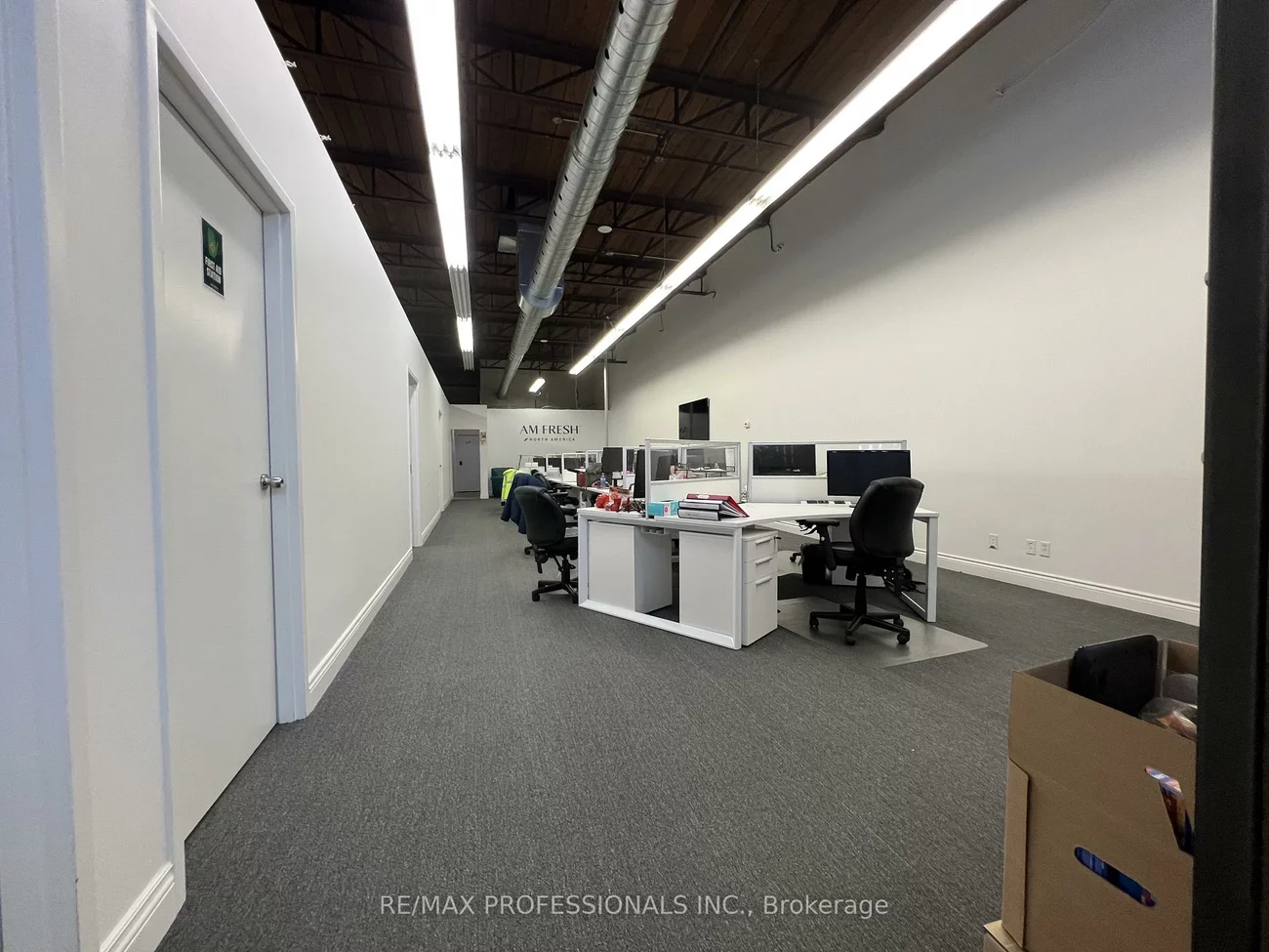 130, North Queen, Islington-City Centre West, Toronto