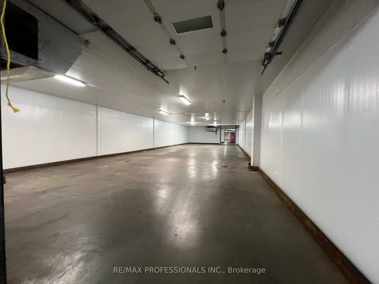 130, North Queen, Islington-City Centre West, Toronto