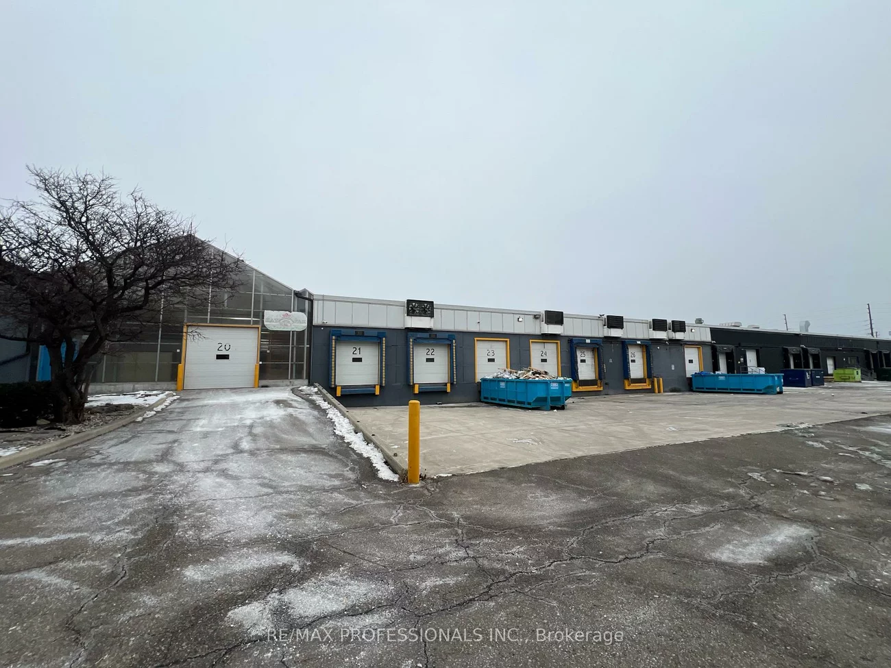 130, North Queen, Islington-City Centre West, Toronto