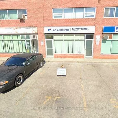 325, Weston, Rockcliffe-Smythe, Toronto