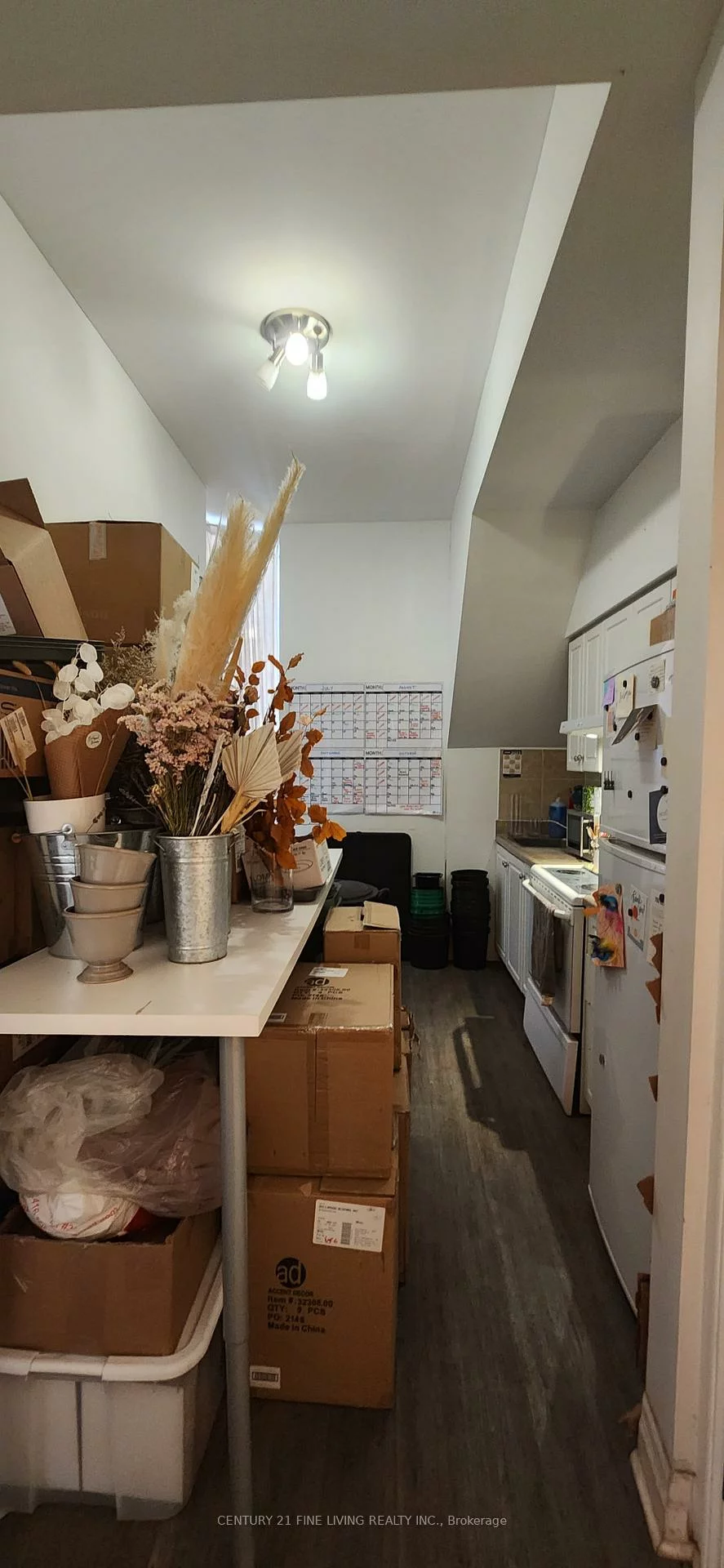 3130, Dundas, Junction Area, Toronto