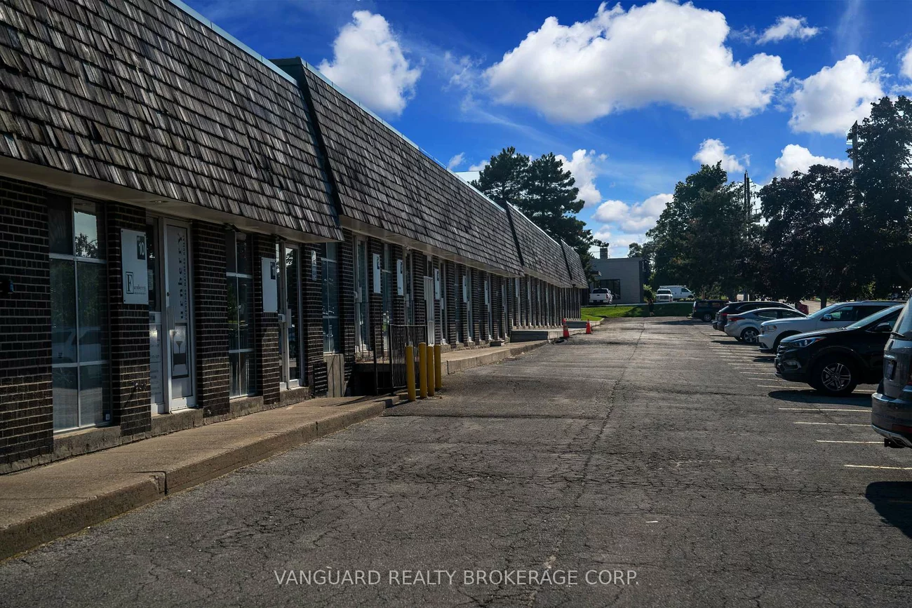 45, Brisbane, York University Heights, Toronto