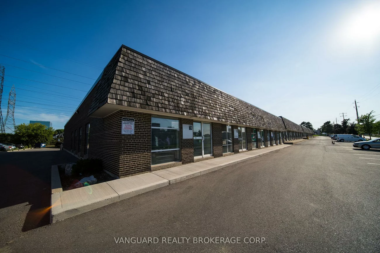 45, Brisbane, York University Heights, Toronto