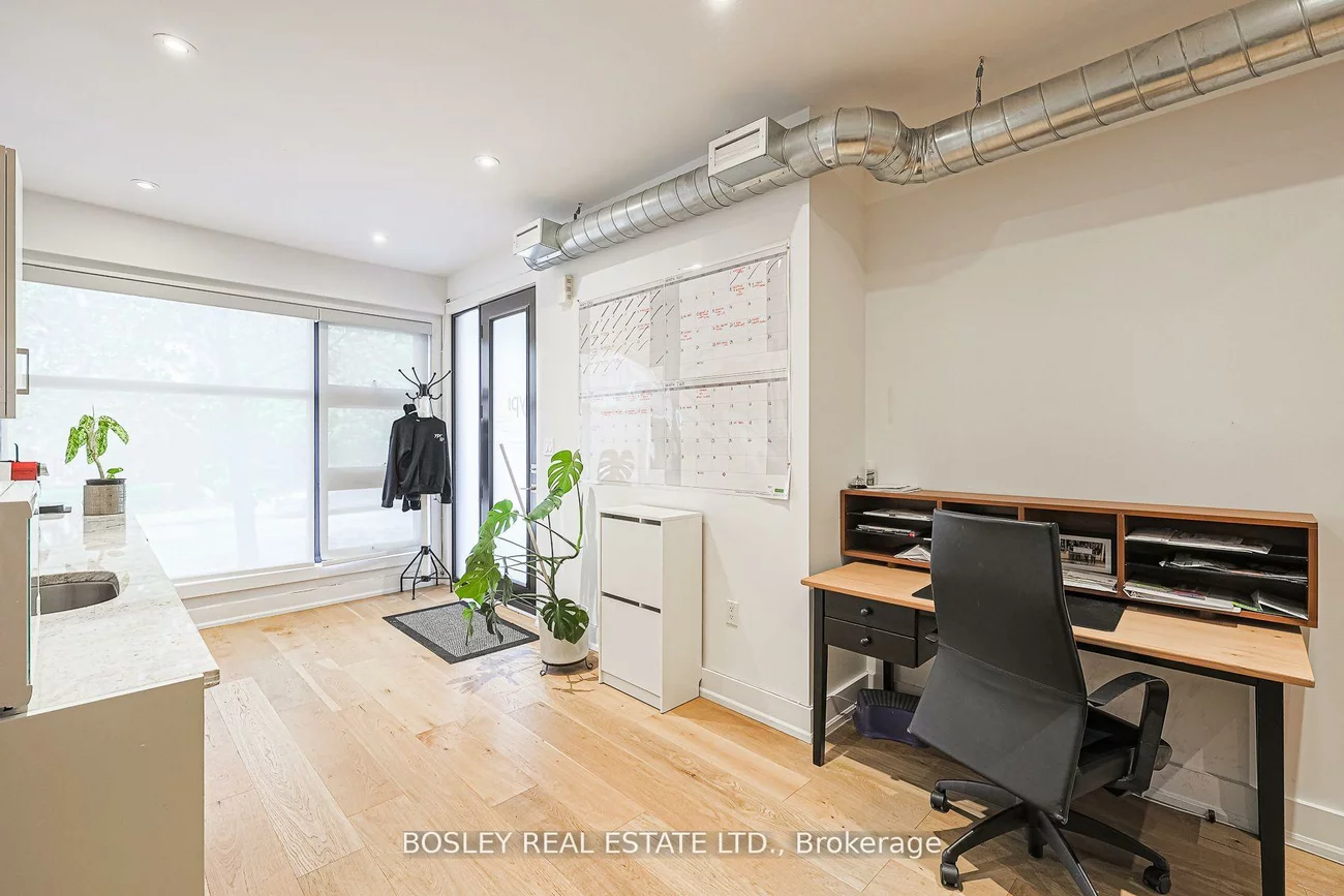 973, Dovercourt, Dovercourt-Wallace Emerson-Junction, Toronto