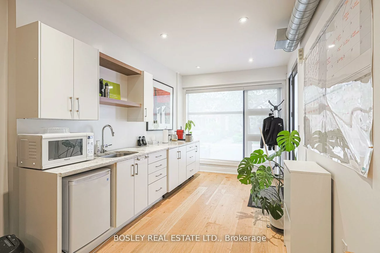 973, Dovercourt, Dovercourt-Wallace Emerson-Junction, Toronto