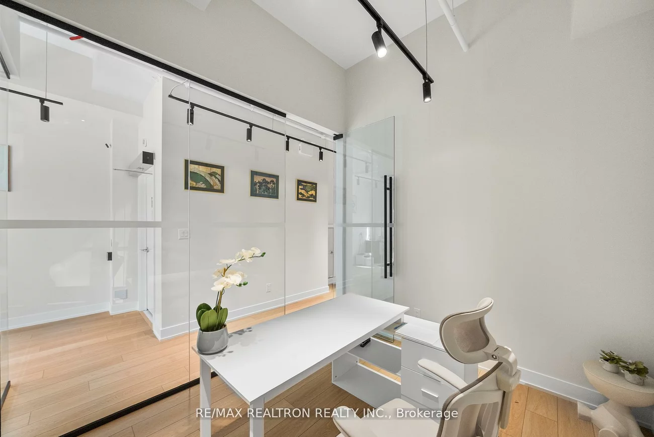 68, Jutland, Islington-City Centre West, Toronto