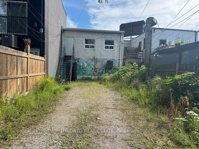 1580, Queen, South Parkdale, Toronto