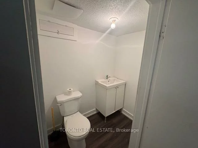 1580, Queen, South Parkdale, Toronto