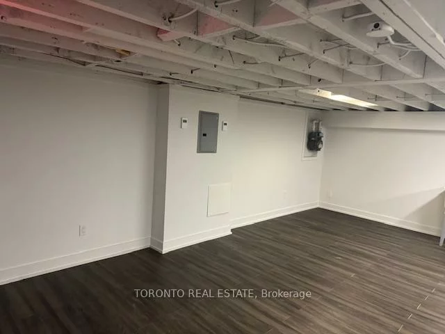 1580, Queen, South Parkdale, Toronto