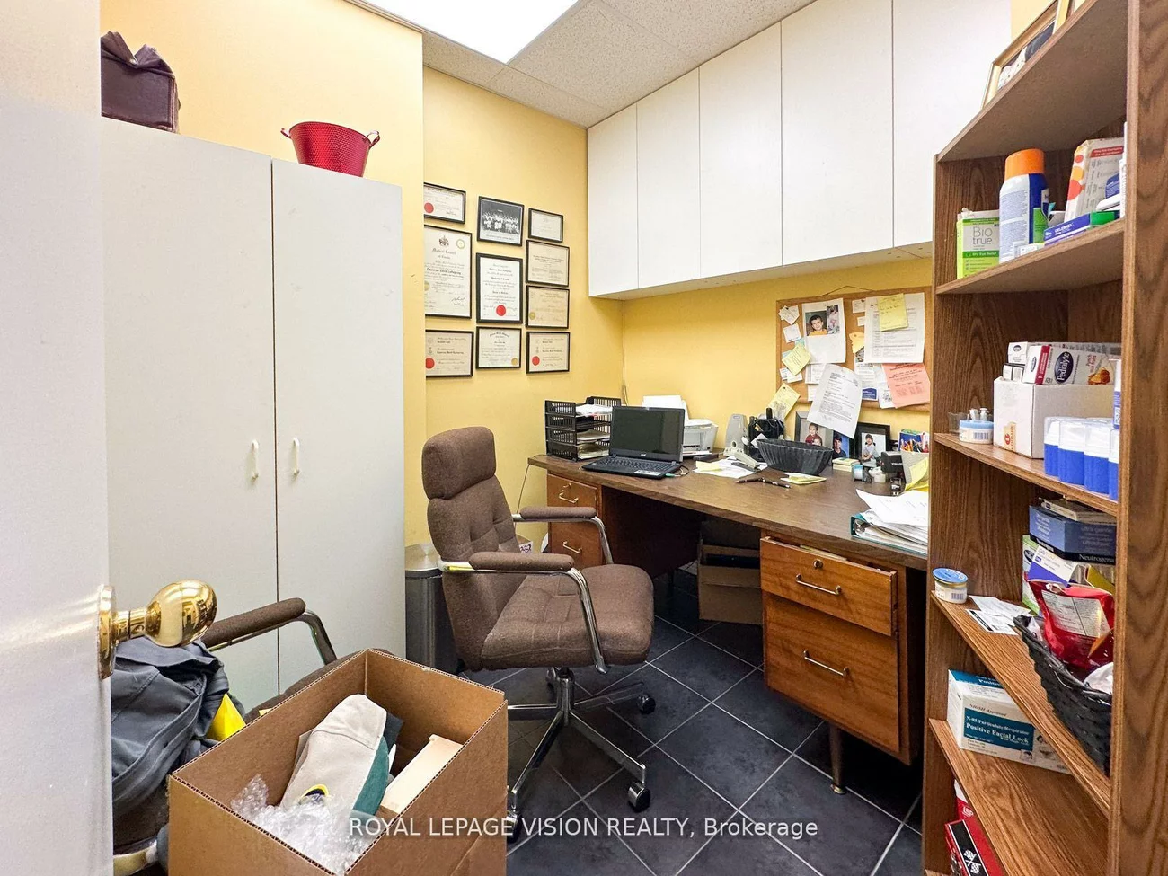 2085, Weston, Weston, Toronto