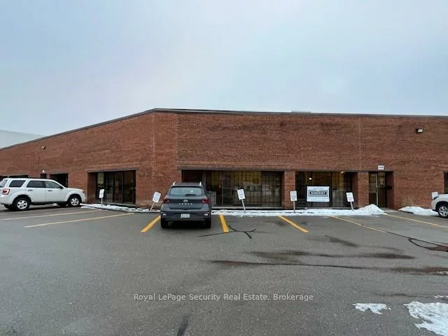 447, Fenmar, Humber Summit, Toronto