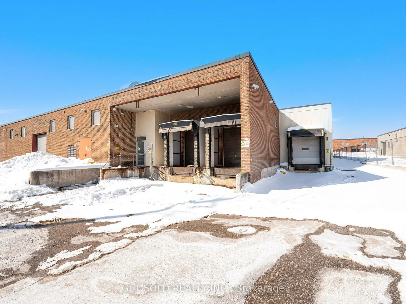 650, Fenmar, Humber Summit, Toronto