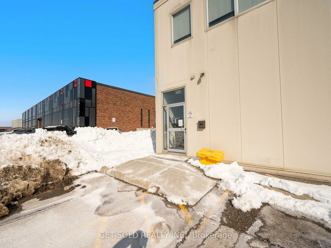 650, Fenmar, Humber Summit, Toronto