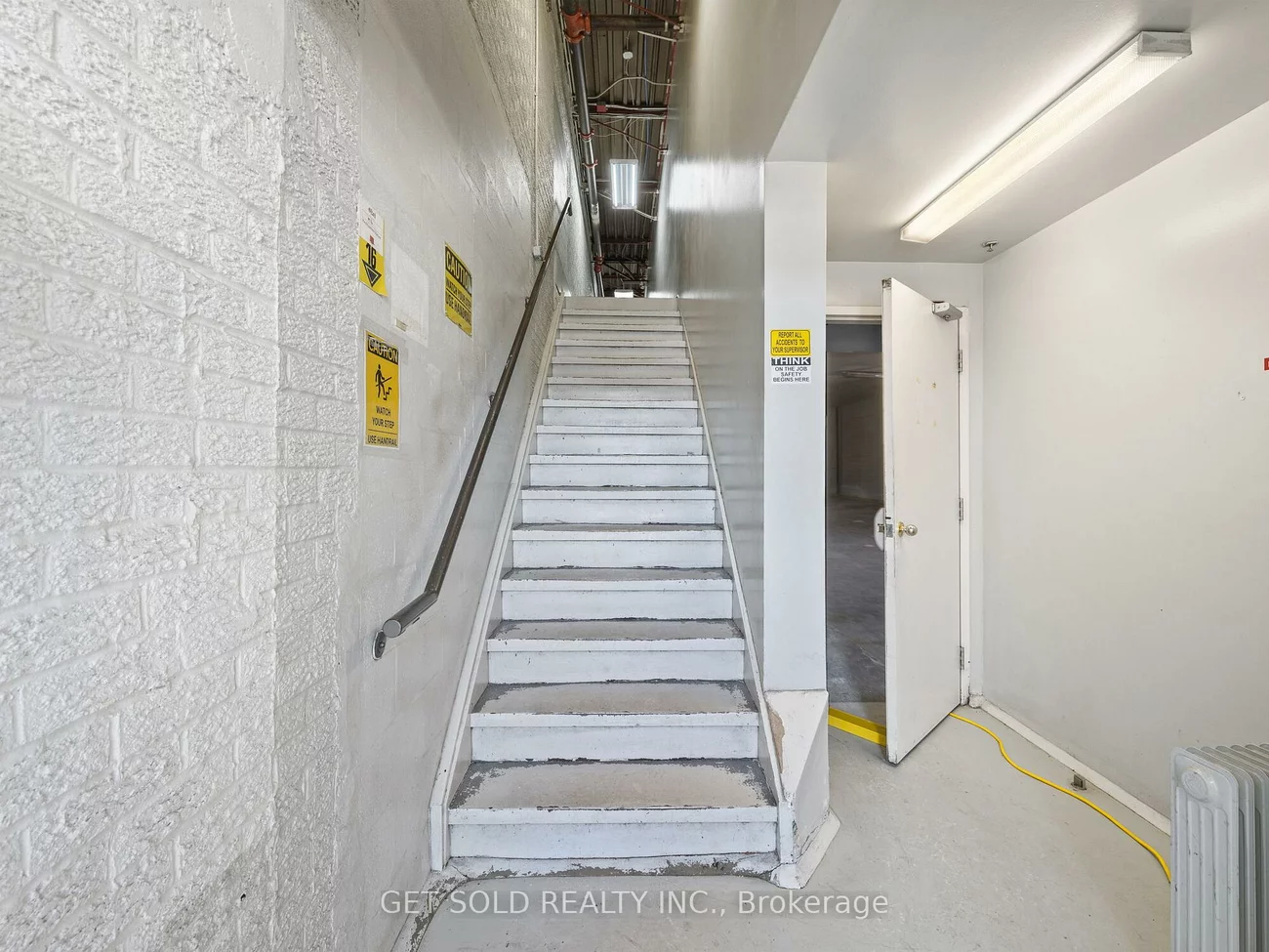 650, Fenmar, Humber Summit, Toronto