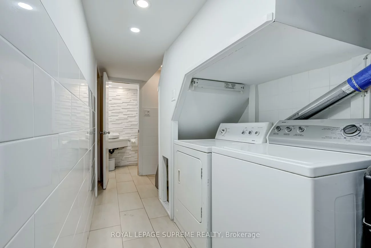 118, Runnymede, High Park-Swansea, Toronto