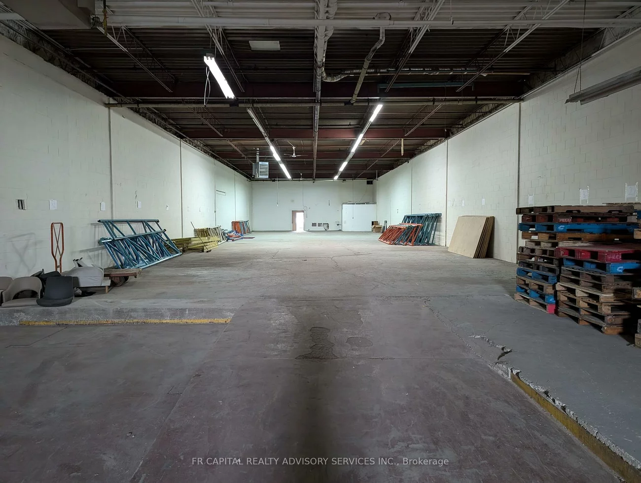 46, Ashwarren, York University Heights, Toronto