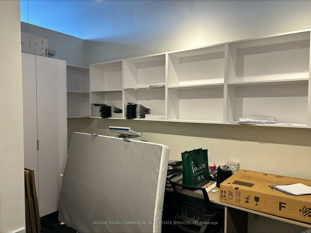 90, Wingold, Yorkdale-Glen Park, Toronto