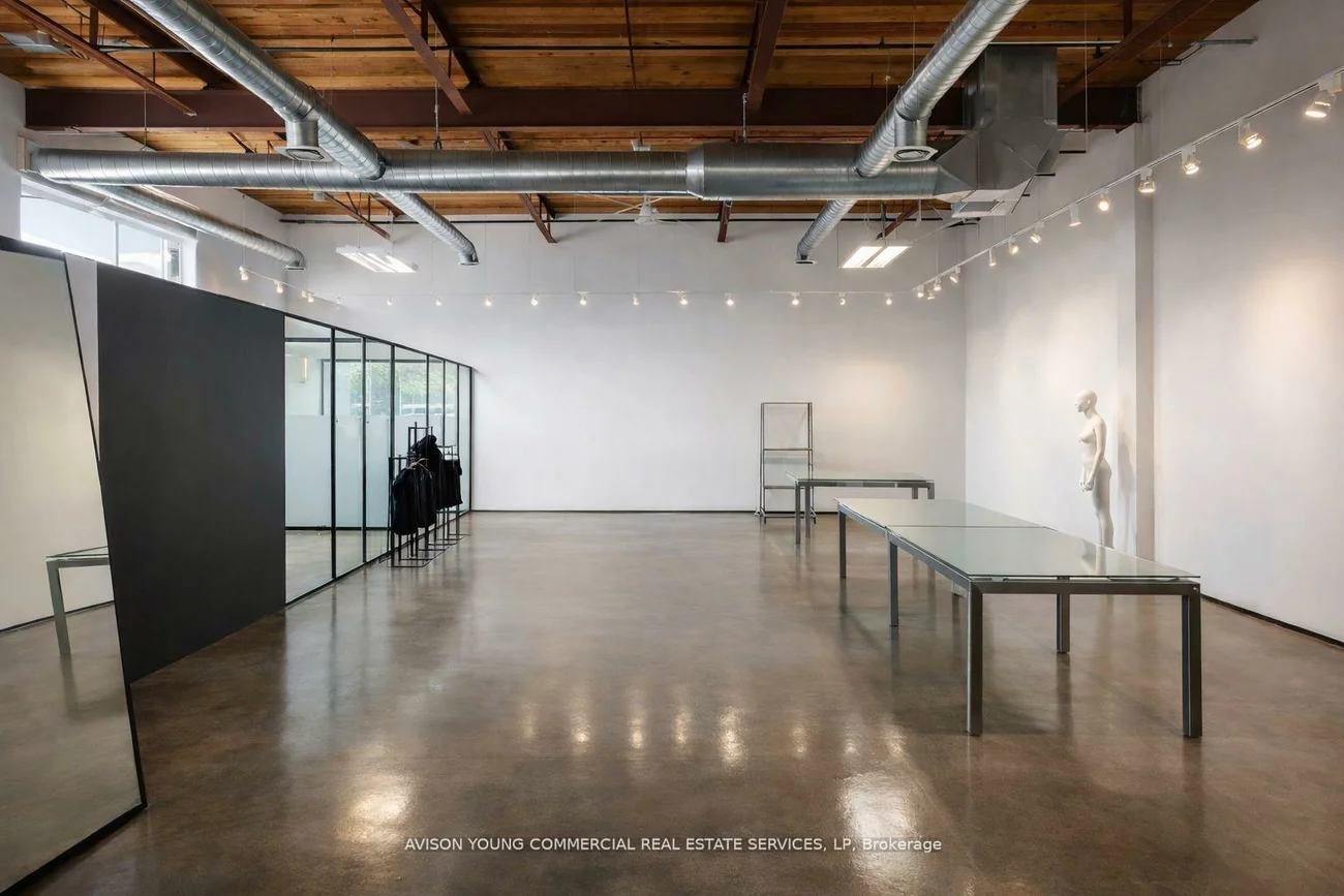 90, Wingold, Yorkdale-Glen Park, Toronto