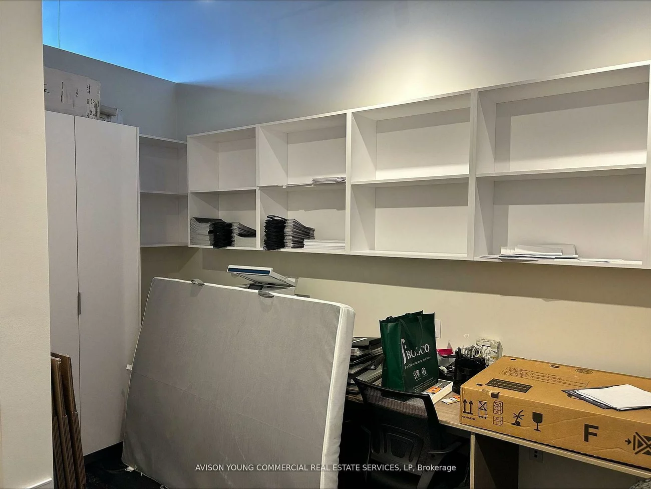 90, Wingold, Yorkdale-Glen Park, Toronto