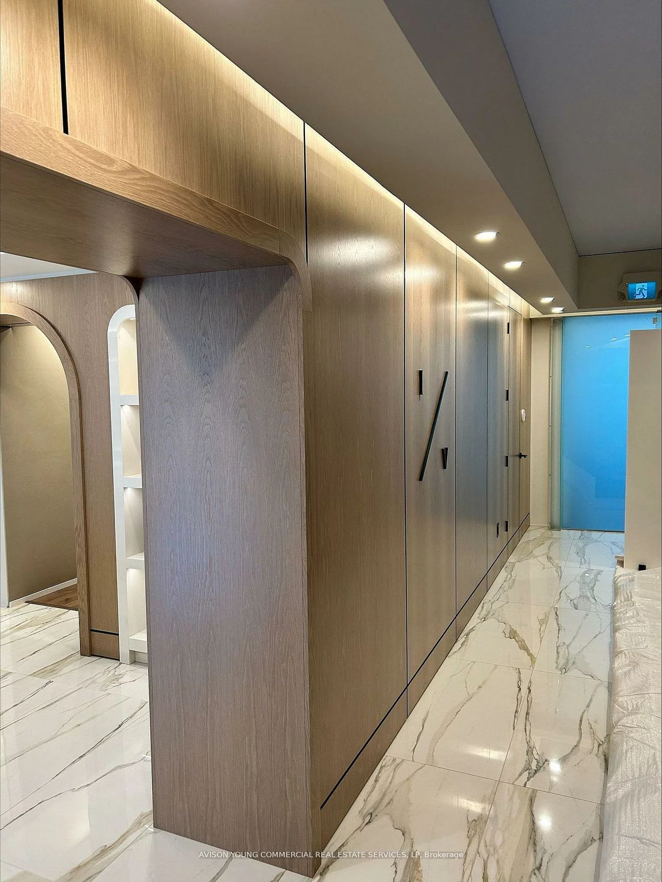 90, Wingold, Yorkdale-Glen Park, Toronto