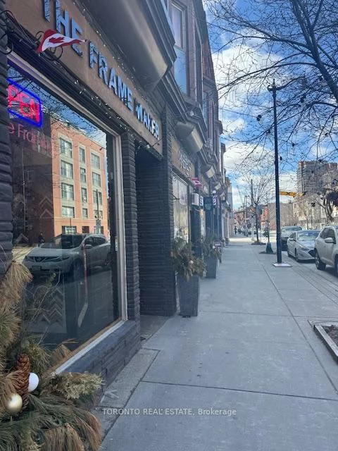 2741, Dundas, Junction Area, Toronto