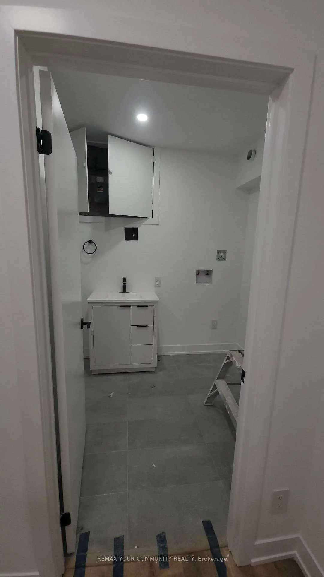 983, Dovercourt, Dovercourt-Wallace Emerson-Junction, Toronto