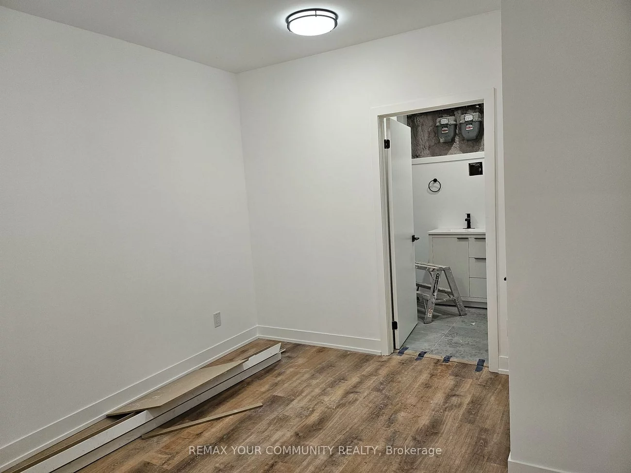 983, Dovercourt, Dovercourt-Wallace Emerson-Junction, Toronto