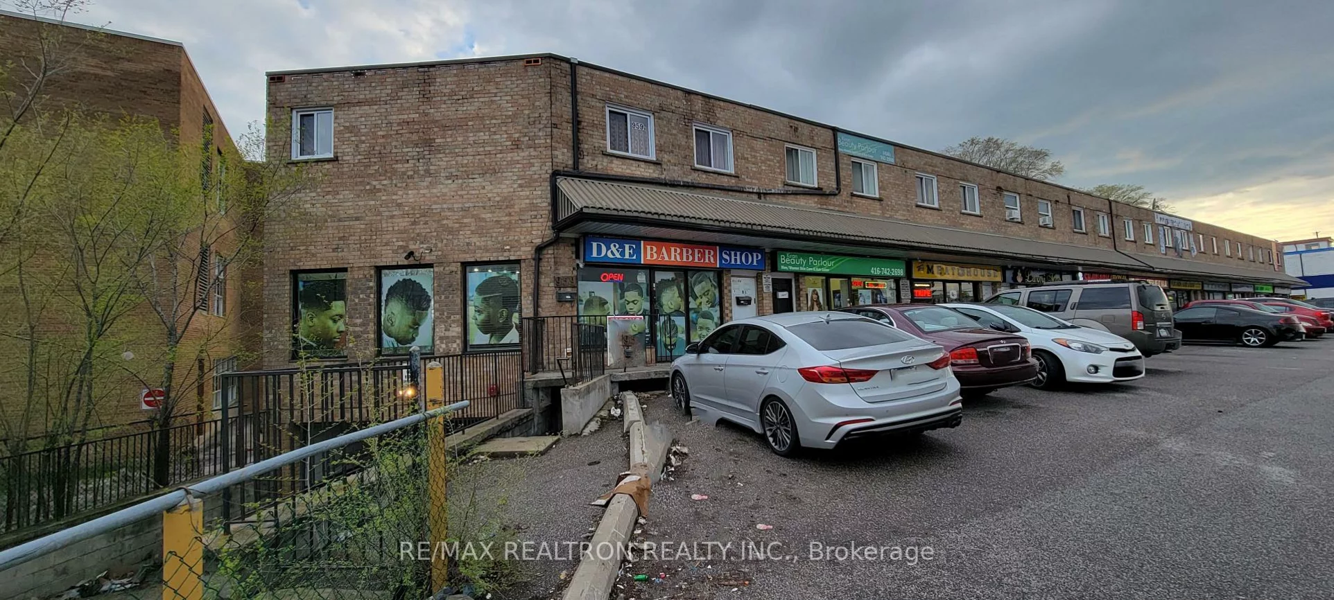 959, Albion, Thistletown-Beaumonde Heights, Toronto