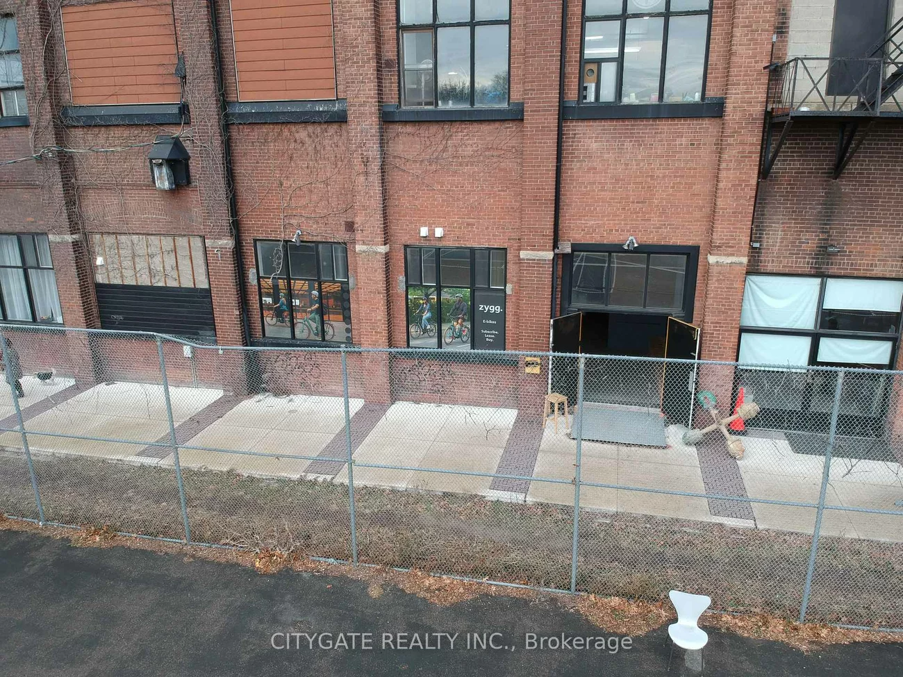 345, Sorauren, Roncesvalles, Toronto