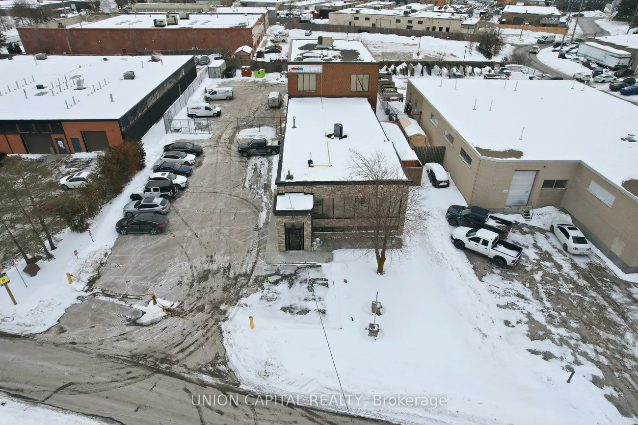 15, Airview, West Humber-Clairville, Toronto