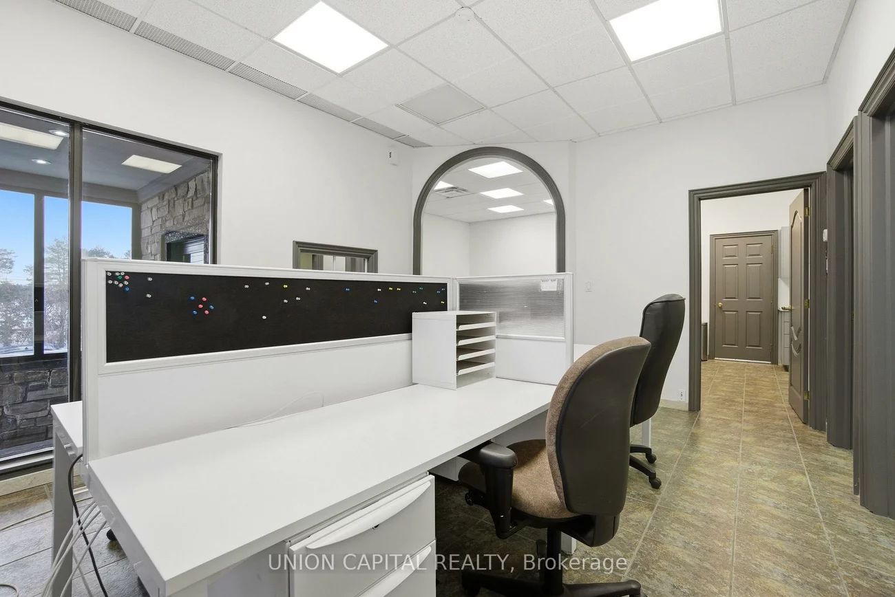 15, Airview, West Humber-Clairville, Toronto