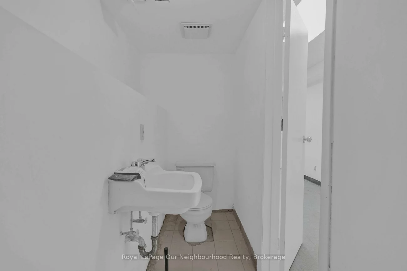 1224, King, South Parkdale, Toronto