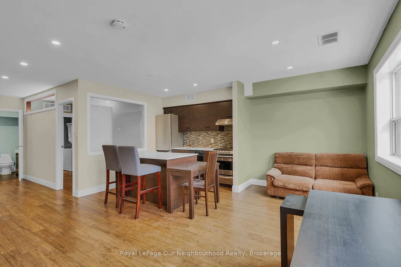 1224, King, South Parkdale, Toronto