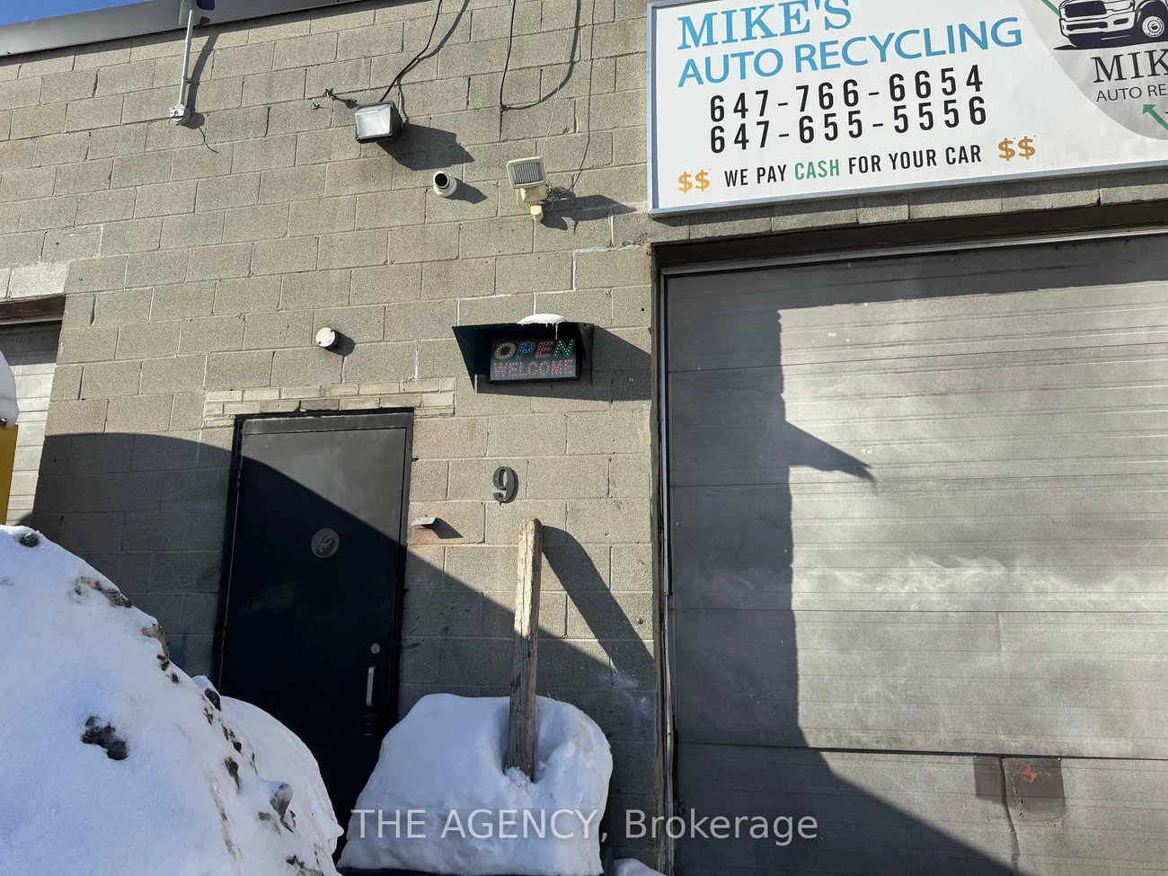 2400, Finch, Humber Summit, Toronto